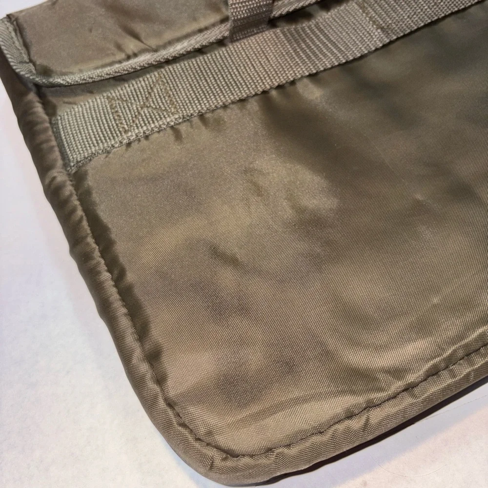 High Sierra Army Green Laptop or Messenger Bag pockets